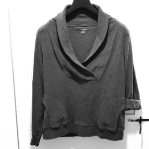 Banana Republic never super comfortable pullover!